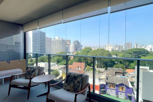 Varanda de kitnet/studio para alugar com 1 quarto, 46m² em Pinheiros, São Paulo