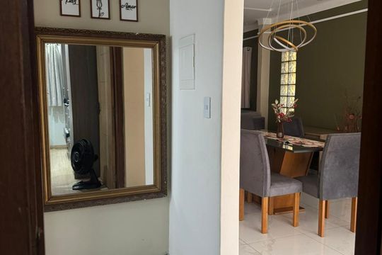 Hall de entrada de casa à venda com 2 quartos, 417m² em Vila Mimosa, Campinas