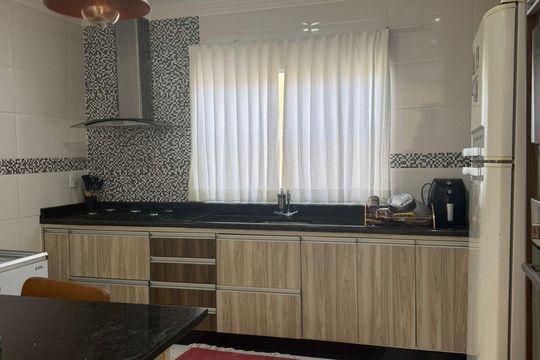 Cozinha de casa à venda com 2 quartos, 417m² em Vila Mimosa, Campinas