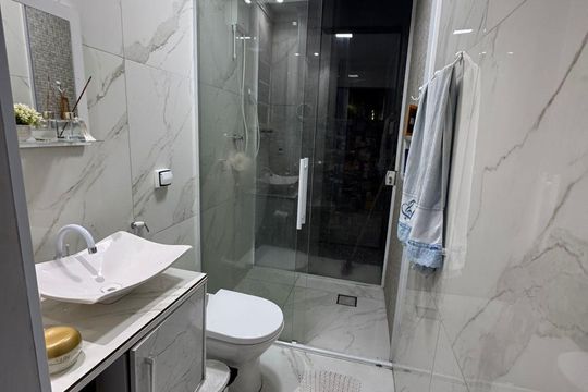 Banheiro de casa à venda com 2 quartos, 417m² em Vila Mimosa, Campinas
