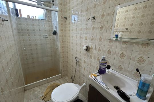 Banheiro de apartamento para alugar com 1 quarto, 44m² em Encantado, Rio de Janeiro