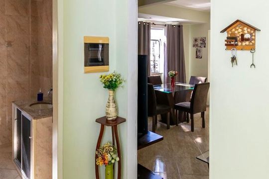 2º andar - Hall da entrada de casa à venda com 5 quartos, 473m² em Penha, Rio de Janeiro