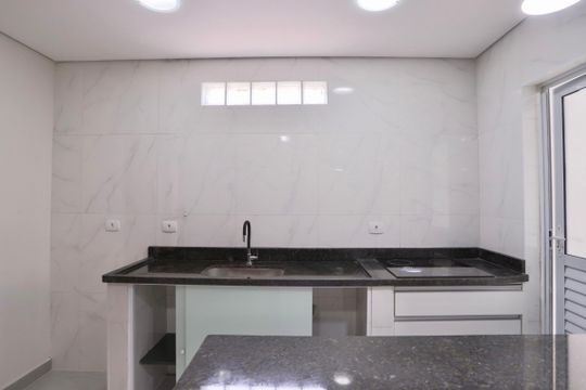 Cozinha de apartamento para alugar com 2 quartos, 46m² em Belenzinho, São Paulo