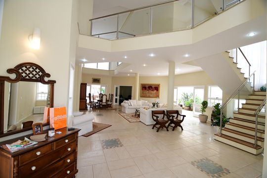 Casa de Condomínio para alugar com 4 quartos, 454m² em Loteamento Alphaville Campinas, Campinas