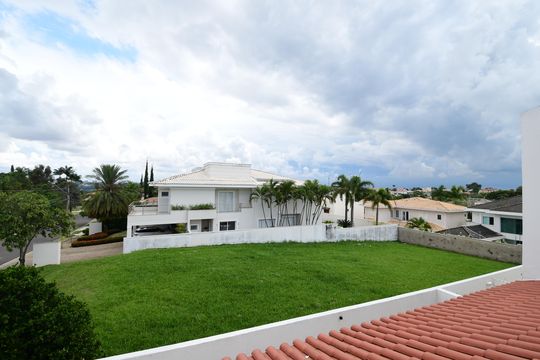 Vista de casa de condomínio para alugar com 4 quartos, 454m² em Loteamento Alphaville Campinas, Campinas