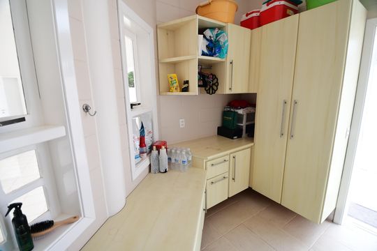 Área de Serviço de casa de condomínio para alugar com 4 quartos, 454m² em Loteamento Alphaville Campinas, Campinas