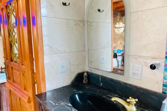 Banheiro de casa de condomínio para alugar com 4 quartos, 350m² em Recanto Verde, Cotia