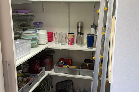 Dispensa de apartamento à venda com 3 quartos, 82m² em Loteamento Center Santa Genebra, Campinas