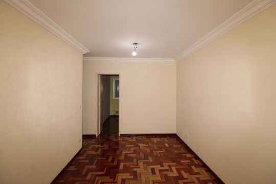 Sala de apartamento para alugar com 2 quartos, 69m² em Santa Teresinha, São Paulo
