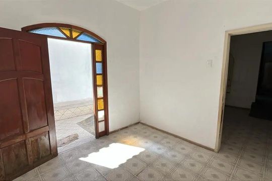 Casa para alugar com 2 quartos, 75m² em Carlos Prates, Belo Horizonte