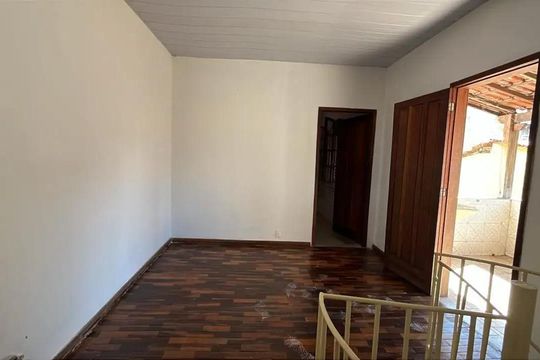 Casa para alugar com 2 quartos, 75m² em Carlos Prates, Belo Horizonte