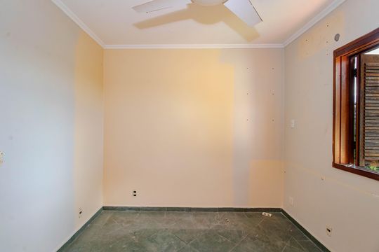 Quarto 3 de casa à venda com 5 quartos, 216m² em Morro Santana, Porto Alegre