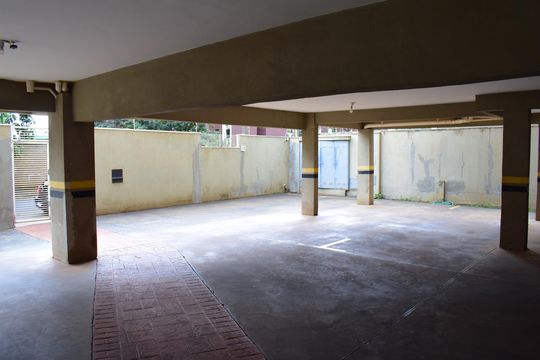 Garagem de apartamento para alugar com 5 quartos, 200m² em Jardim Nova Alianca, Ribeirão Preto