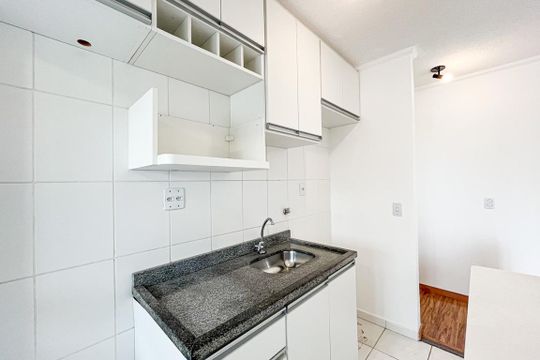 Cozinha de apartamento para alugar com 2 quartos, 63m² em Loteamento City Jaragua, São Paulo