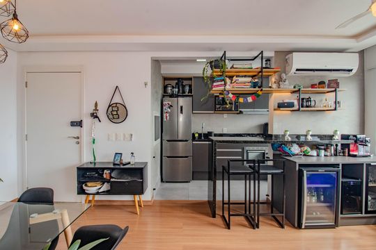 Sala de apartamento à venda com 2 quartos, 67m² em Passo D’areia, Porto Alegre