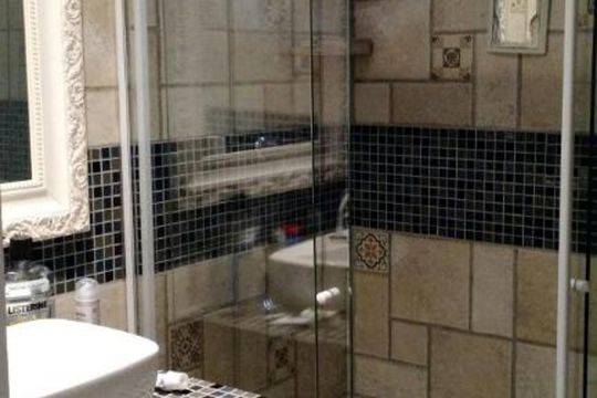 Banheiro de apartamento à venda com 3 quartos, 70m² em Vila Carrão, São Paulo