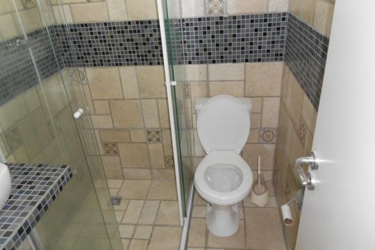 Banheiro de apartamento à venda com 3 quartos, 70m² em Vila Carrão, São Paulo