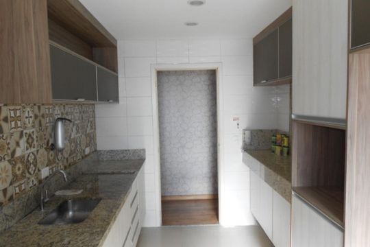 Cozinha de apartamento à venda com 3 quartos, 70m² em Vila Carrão, São Paulo