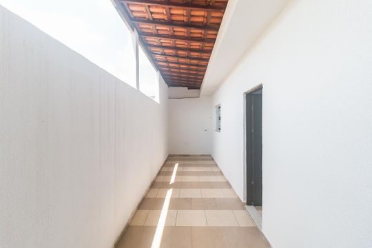 Área de Serviço/Quintal de casa para alugar com 2 quartos, 120m² em Jardim Aeroporto I, Mogi das Cruzes