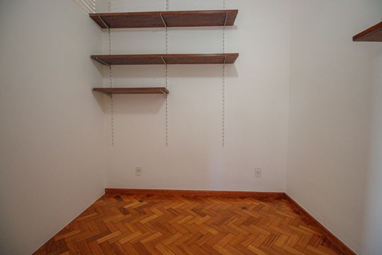 Quarto de apartamento à venda com 2 quartos, 97m² em Tijuca, Rio de Janeiro