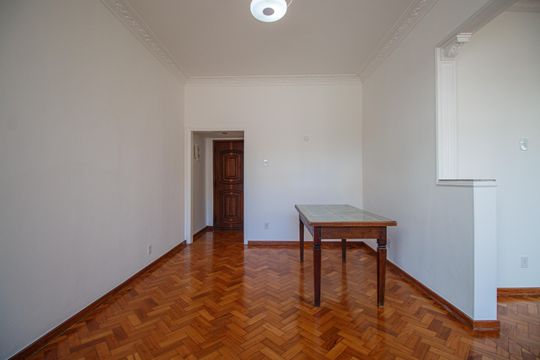 Sala de apartamento à venda com 2 quartos, 97m² em Tijuca, Rio de Janeiro