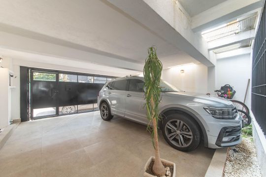Garagem de casa à venda com 4 quartos, 280m² em Cidade Monções, São Paulo