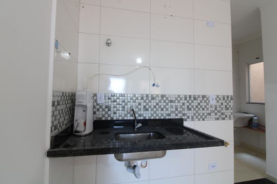 Sala / Cozinha de apartamento à venda com 2 quartos, 40m² em Jardim Triana, São Paulo