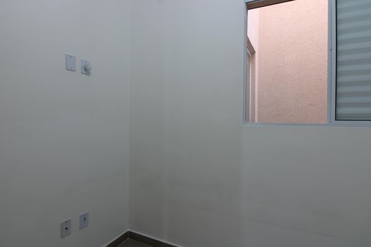 quarto 1 de apartamento à venda com 2 quartos, 40m² em Jardim Triana, São Paulo