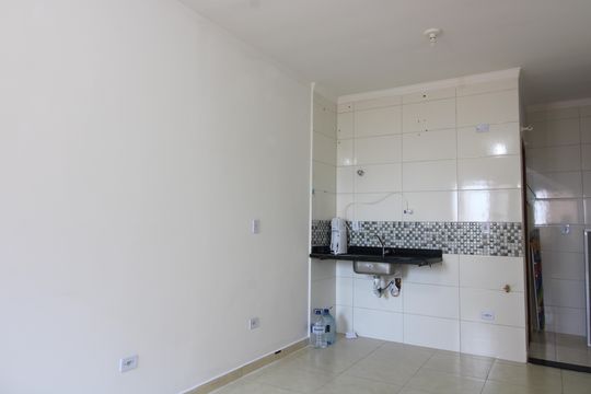 Sala / Cozinha de apartamento à venda com 2 quartos, 40m² em Jardim Triana, São Paulo