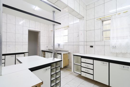 Cozinha  de casa à venda com 4 quartos, 230m² em Campos Elíseos, São Paulo