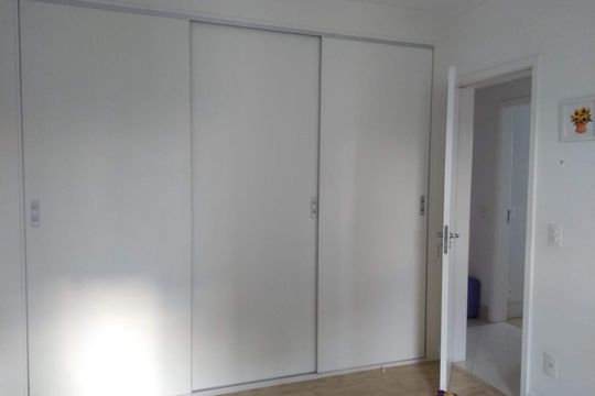 Quarto de apartamento à venda com 3 quartos, 77m² em Jardim Messina, Jundiaí