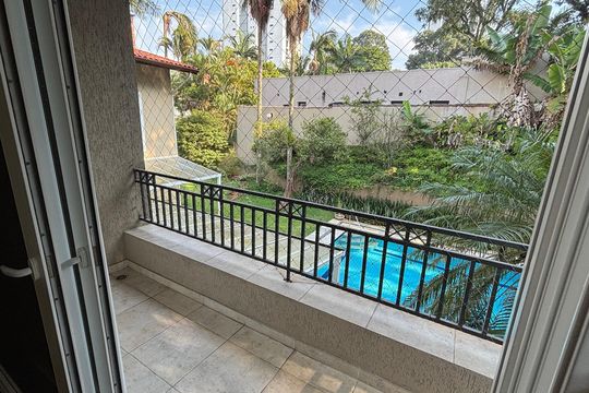 Casa à venda com 3 quartos, 449m² em Santo Amaro, São Paulo