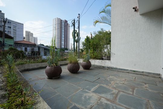 Varanda de casa à venda com 3 quartos, 240m² em Vila Mariana, São Paulo