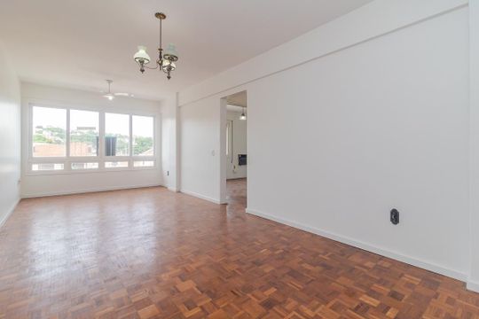 Apartamento à venda com 2 quartos, 81m² em Medianeira, Porto Alegre