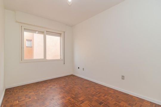 Apartamento à venda com 2 quartos, 81m² em Medianeira, Porto Alegre