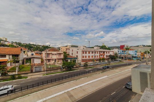 Apartamento à venda com 2 quartos, 81m² em Medianeira, Porto Alegre