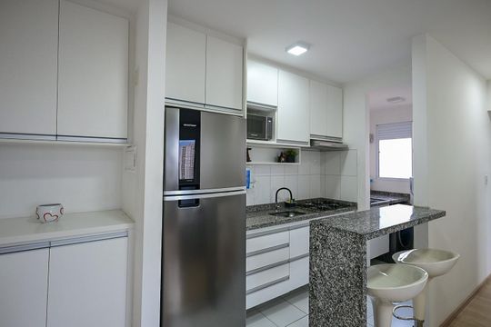 Cozinha de apartamento para alugar com 2 quartos, 42m² em Jardim Umarizal, São Paulo