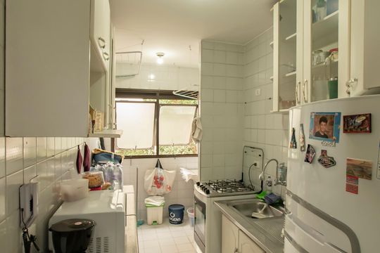 Cozinha de apartamento à venda com 2 quartos, 52m² em Vila da Saúde, São Paulo