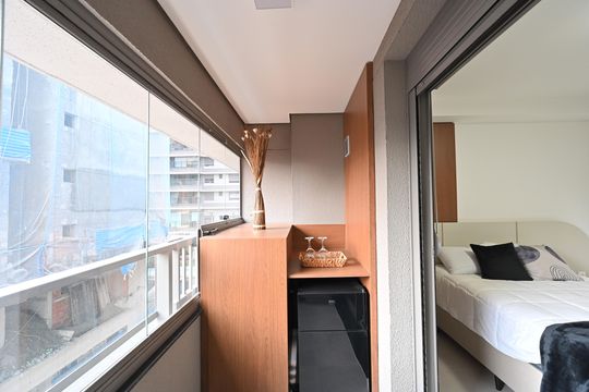 Varanda de kitnet/studio para alugar com 1 quarto, 27m² em Vila Clementino, São Paulo