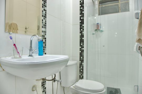 Banheiro 1 de apartamento à venda com 3 quartos, 1483m² em Centro, Belo Horizonte