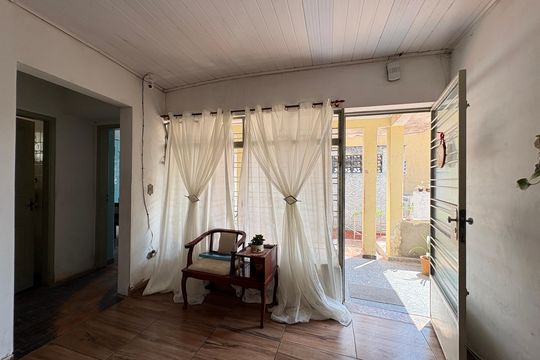 Casa para alugar com 6 quartos, 500m² em Vila Pereira Barreto, São Paulo