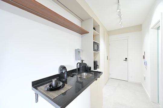 Cozinha de kitnet/studio para alugar com 1 quarto, 27m² em Vila Clementino, São Paulo