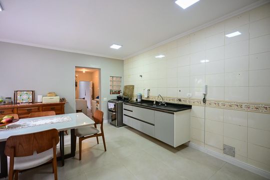 Cozinha de casa de condomínio para alugar com 3 quartos, 300m² em Vila Progredior, São Paulo