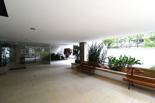 Hall Social de apartamento para alugar com 3 quartos, 100m² em Itaim Bibi, São Paulo