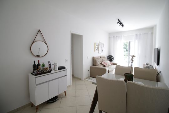 Sala de apartamento à venda com 2 quartos, 80m² em Taquara, Rio de Janeiro