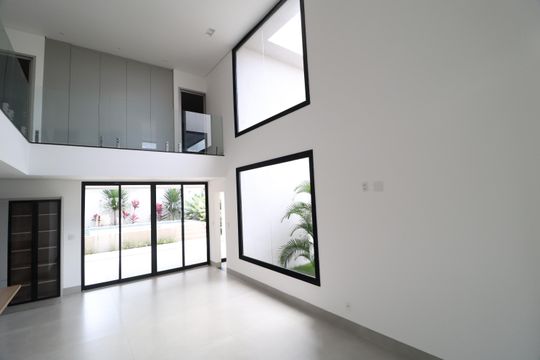 Casa de Condomínio para alugar com 3 quartos, 312m² em Nova Uberlândia, Uberlândia