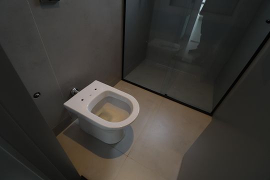 Banheiro Social de casa de condomínio para alugar com 3 quartos, 312m² em Nova Uberlândia, Uberlândia