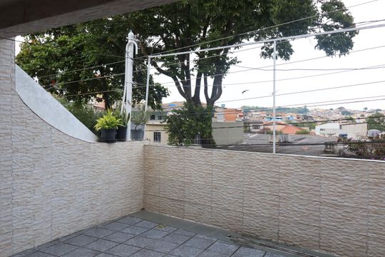 Varanda - Sala de casa para alugar com 2 quartos, 210m² em Jardim Angela (zona Leste), São Paulo