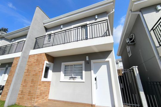 Fachada de casa de condomínio à venda com 3 quartos, 106m² em Cidade Nova, Jundiaí