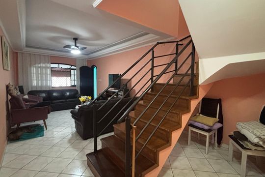 Sala de casa à venda com 3 quartos, 393m² em Parque Sao Vicente, Santo André
